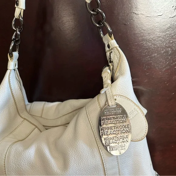 Kenneth Cole Reaction White Genuine Leather Bag.